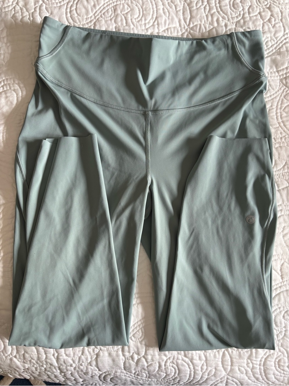 lululemon Base Pace Misty Glade sage green high-waist leggings Size 10